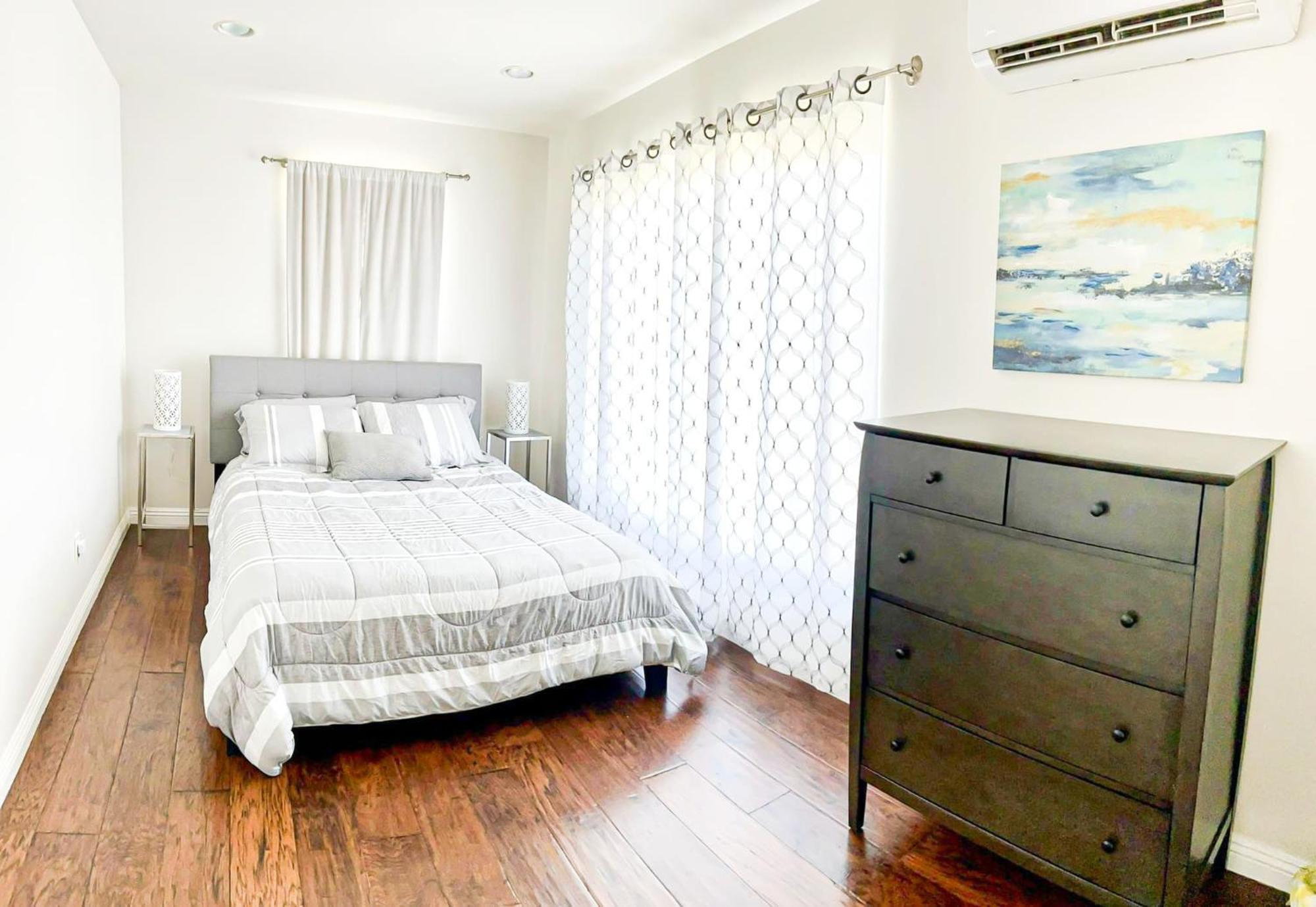 Modern 2-Bedroom Haven In The Heart Of La- Hud-Vp Los Angeles Exterior foto